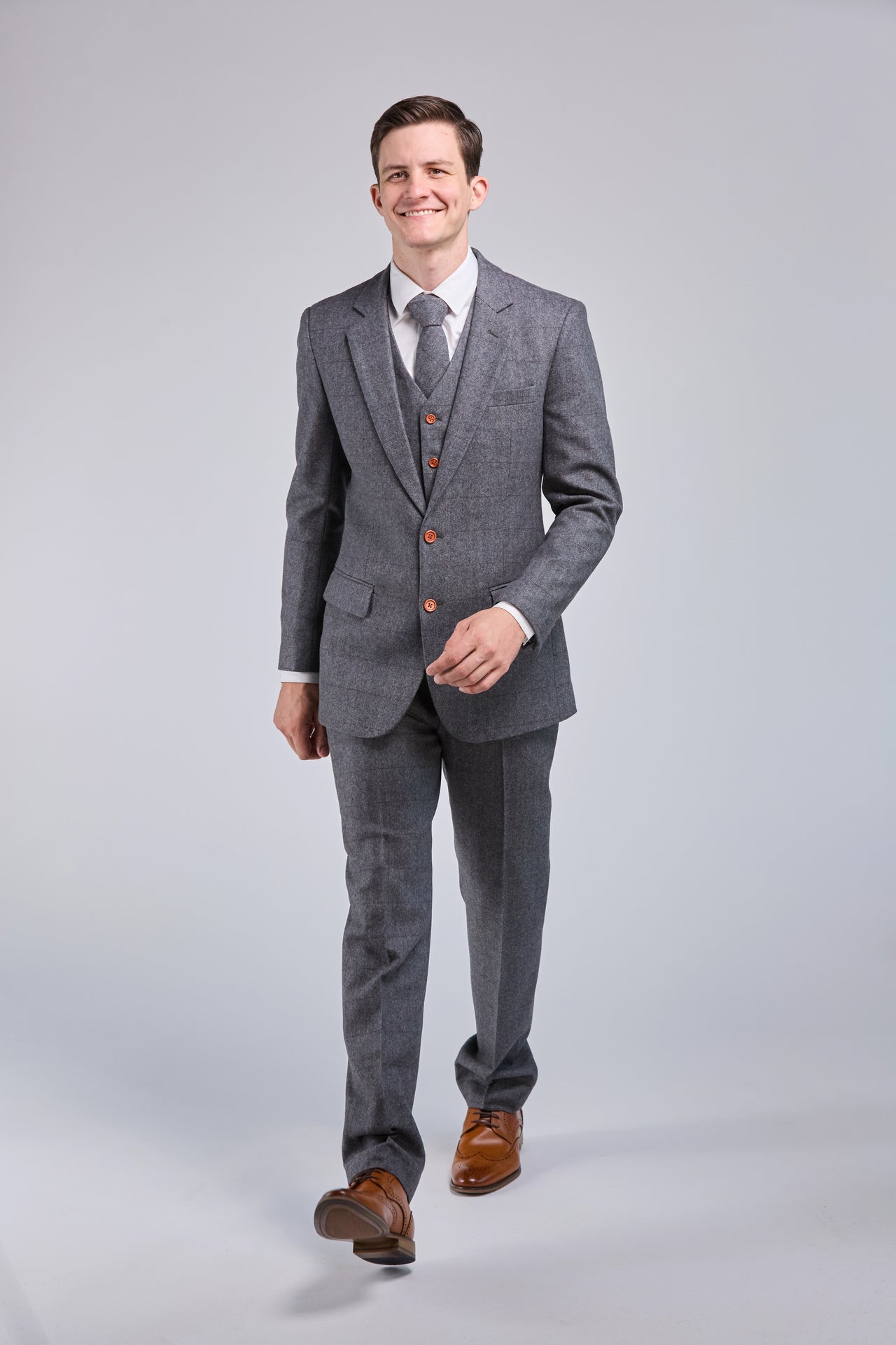 Prince Of Wales Grey Herringbone Tweed 3 Piece Suit