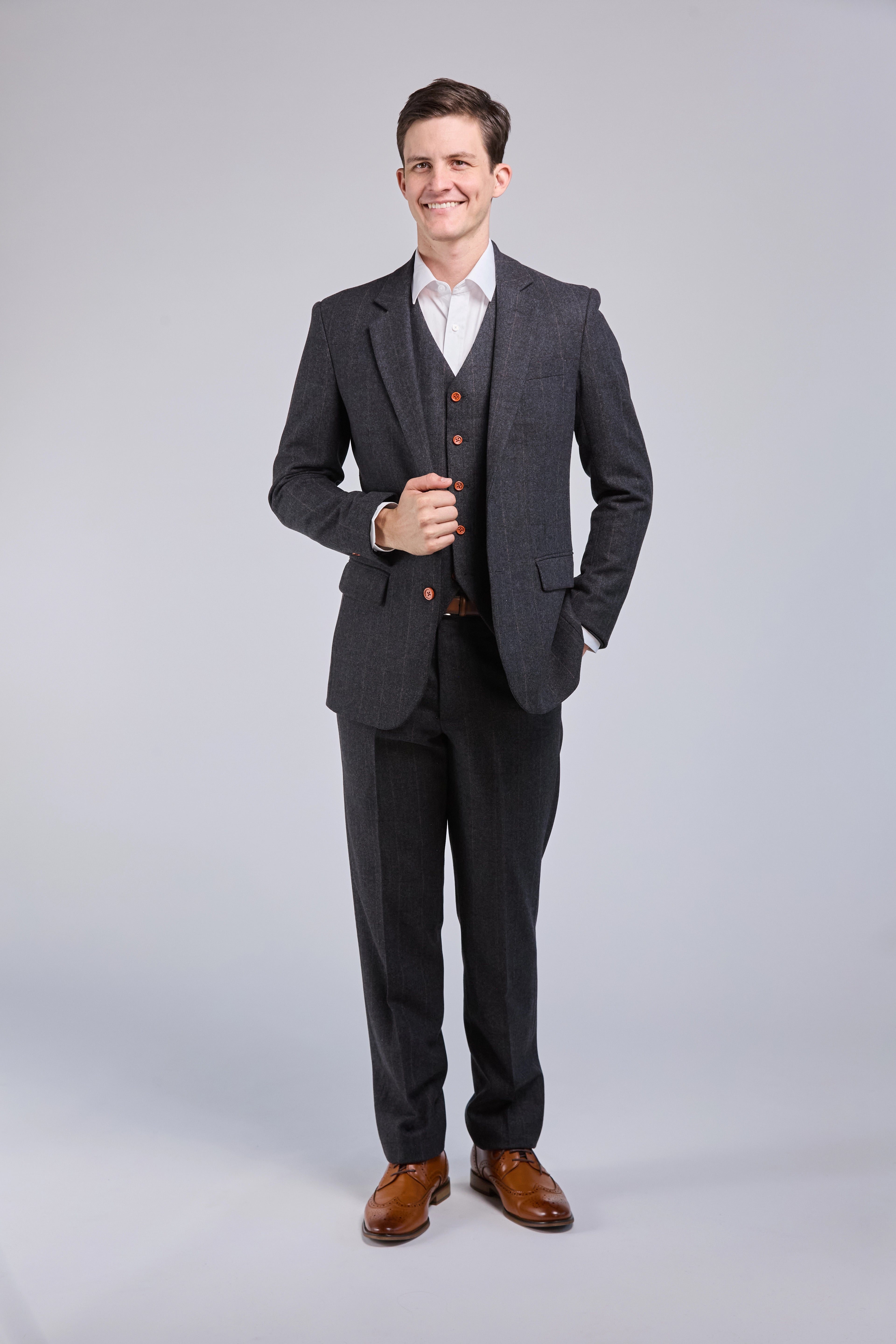 Mens Tweed Suit - 3 Piece Suit - Dark Grey Herringbone Suit Mens Tweed Suit - 3 Piece Suit - Dark Grey Herringbone Suit