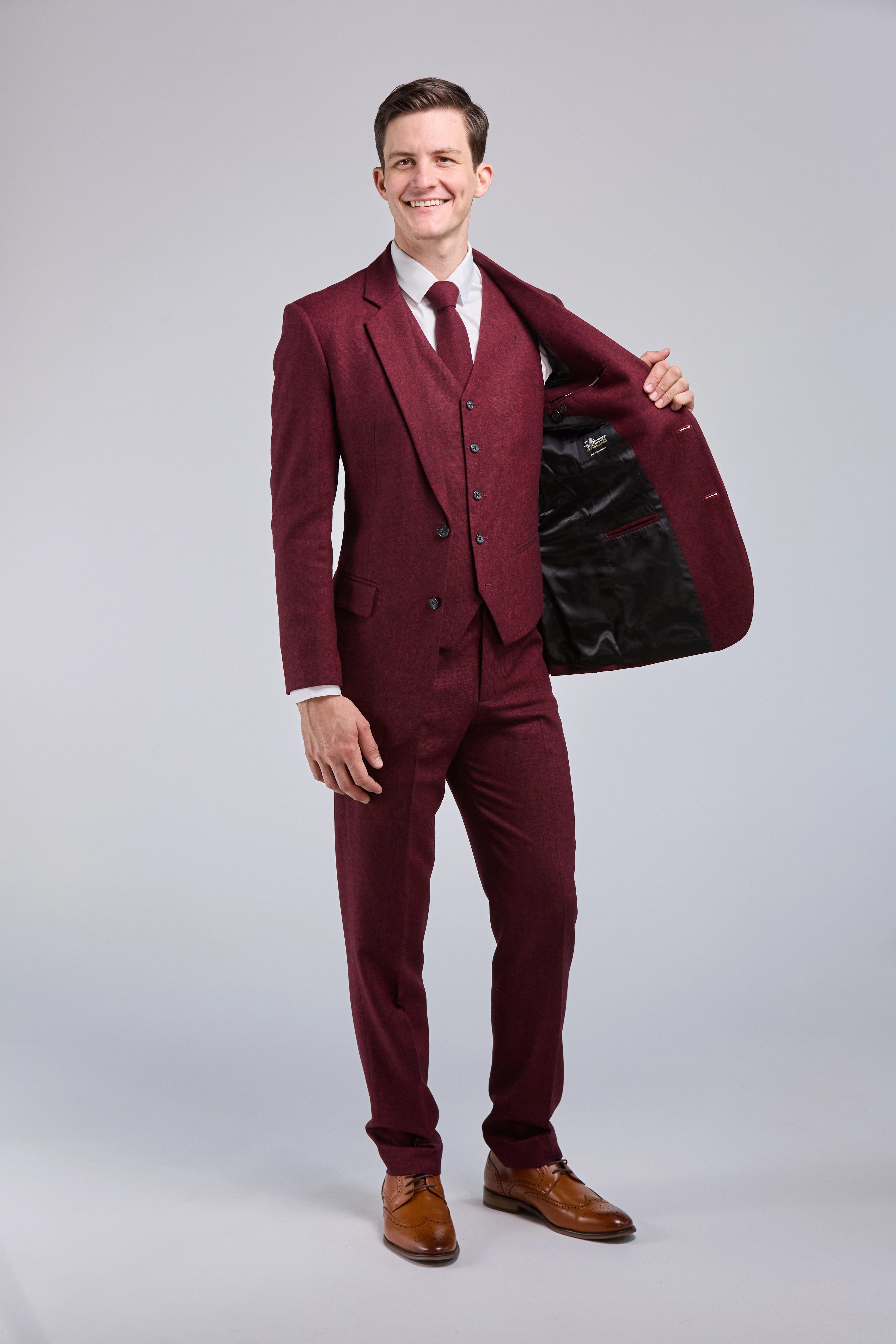 Red Classic Tweed Piece Suit – Tweedmaker1